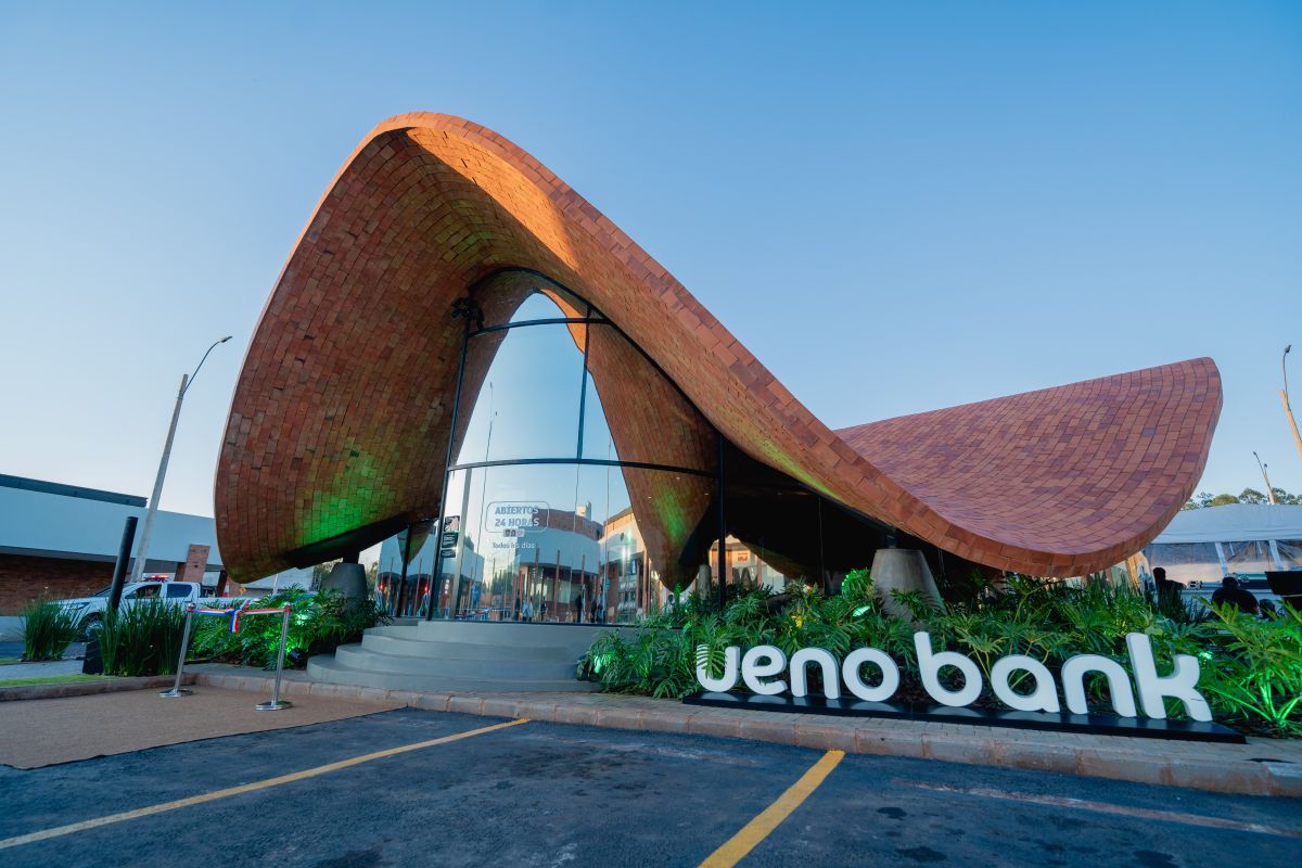 Ueno Bank Posts Record Half-Year Amid Aggressive Expansion